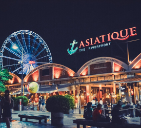 現地にて、自由解散